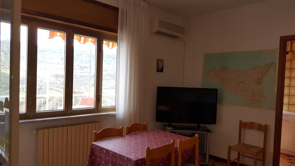 B&B Da Pietro Calascibetta Екстер'єр фото